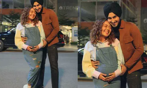 Neha Kakkar And Rohanpreet Put An End To The Pregnancy Rumours With Their New Song ‘Khyaal Rakhya Kar’