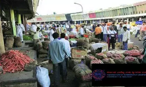 Bengaluru: Either impose uniform market fee at APMC yards or abolish it