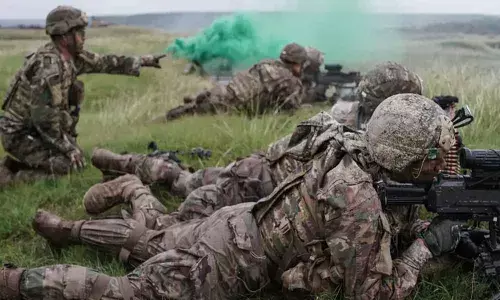 Gunfight breaks out in Kashmirs Baramulla district