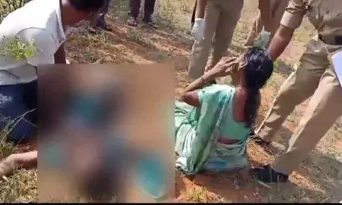 AP govt. announces Rs. 10 lakh ex-gratia to kin of Snehalatha who was murder brutally