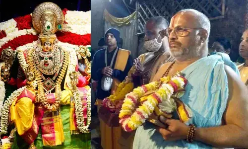 Vaikunta Ekadasi fete at Golden Temple