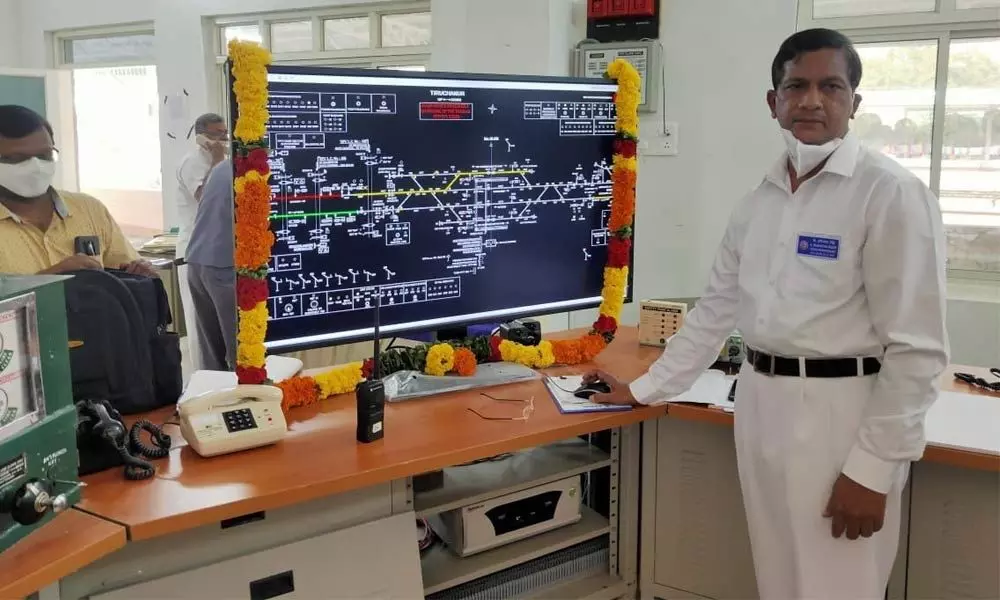 The new panel set up at Tiruchanur station with 48 signal routes.