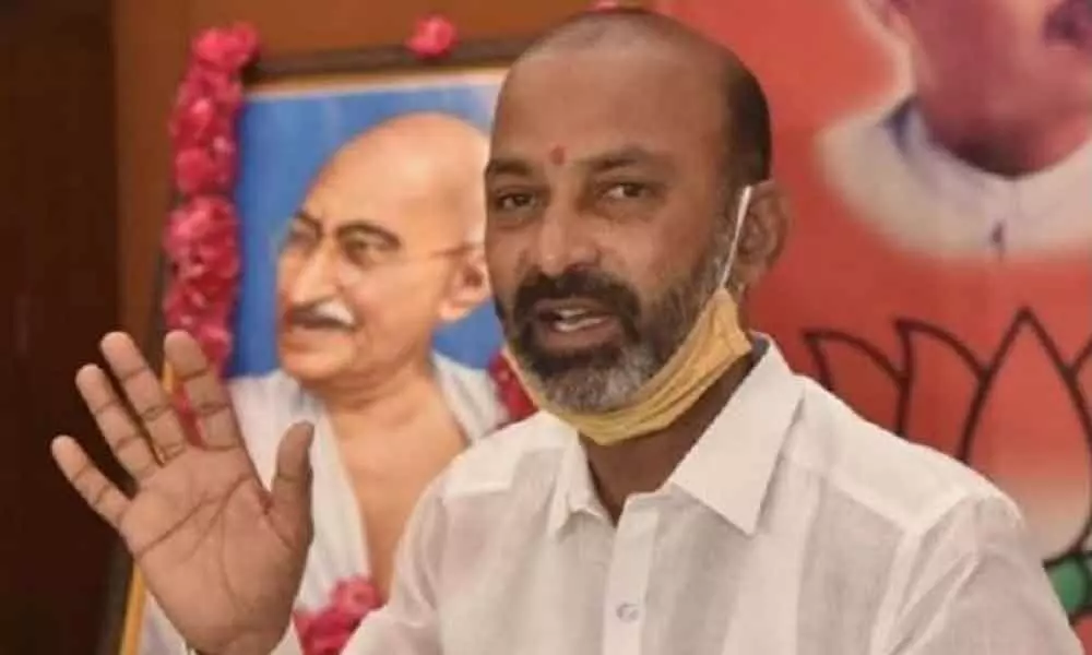 Bandi Sanjay Kumar mud-slinging on CM KCR for mileage