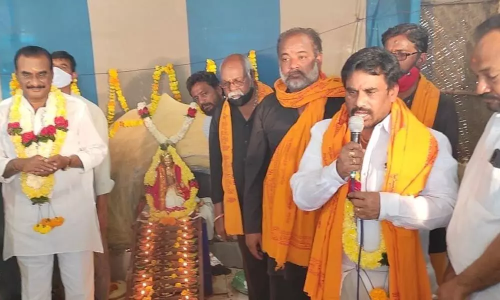 Kothagdudem MLA Vanama Venkateswara Rao, TRS State leader V Raghavendra Rao and other party leaders during the Ayyapa puja programme at Laxmi Ganapati temple in Kothagduem on Saturday