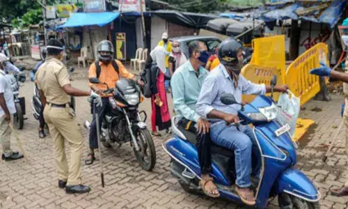 Centre extends validity of driving licence till March 31
