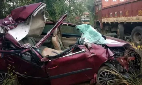 One die, six hurt in two separate road mishaps in Mulugu