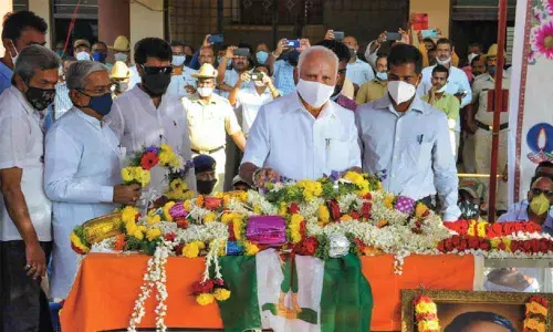 Leaders remember Dharme Gowda as soft-spoken, calm person