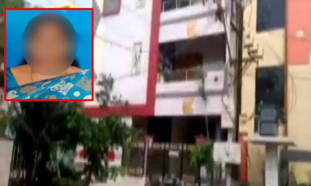 Andhra Pradesh: Woman dies after falling in lift shaft from 4th floor in Tirupati