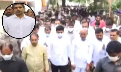 Nara Lokesh attends Nandam Subbaiahs funeral in Proddutur, announces Rs. 20 lakh help