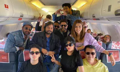 Akshay Kumar Drops A Video From The Inaugural Function Mumbai Police Self Balancing Vehicles