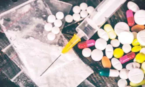 Four peddlers held, drugs worth 17 lakh seized