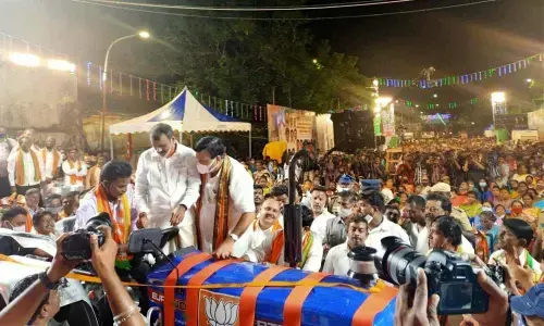 BJP national co-in-charge for Tamil Nadu, Dr Ponguleti Sudhakar Reddy interacting with party leaders and workers in Tamil Nadu