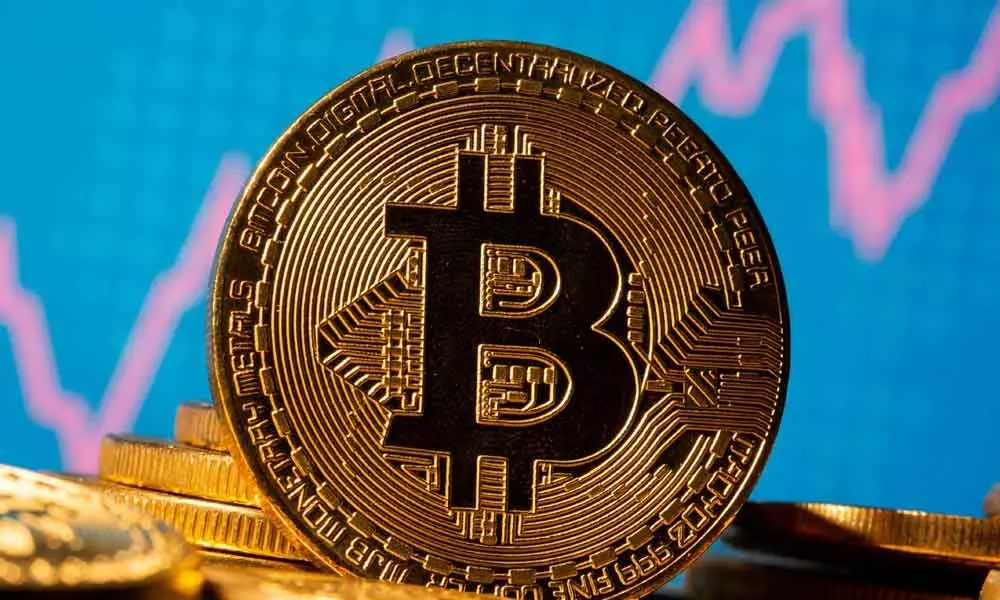 Bitcoin soars past $40k