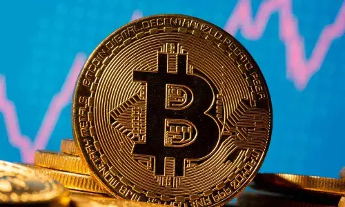 Bitcoin soars past $40k