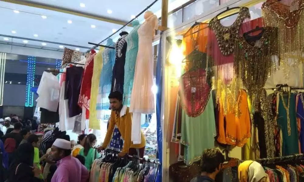 With ban on Numaish, traders find their own ways