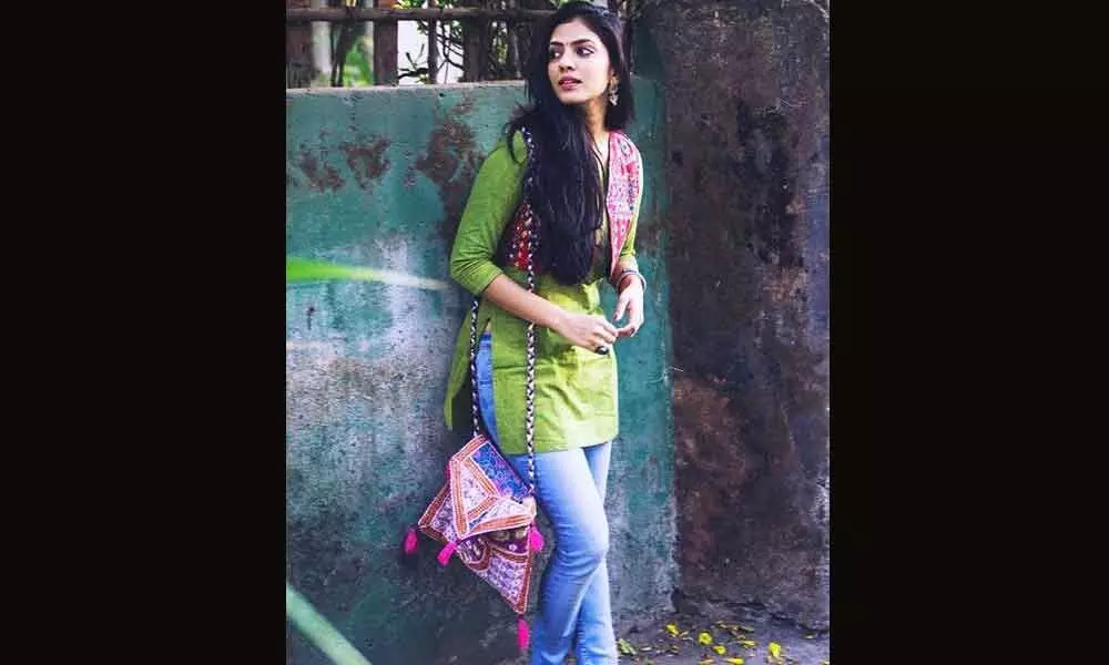 Flaunt your kurtas, tunics in style