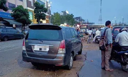 Unauthorised cabs running with impunity