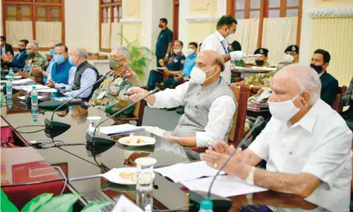Rajnath reviews preparation for Aero India – 21