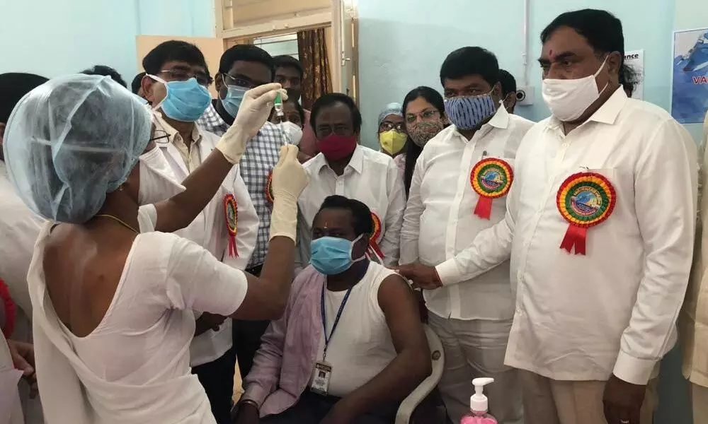 Minister for Panchayat Raj Errabelli Dayakar Rao at the vaccination centre at the MGM Hospital in Warangal on Saturday