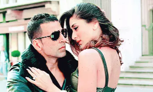 Stuntman Akshay rocks in ‘Kambakkht Ishq’