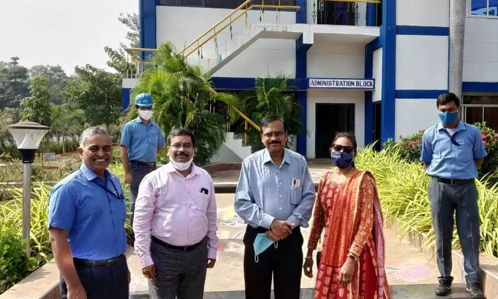 Visakhapatnam Special Economic Zone (VSEZ) Development Commissioner A Rama Mohan Reddy recently visited Divi’s SEZ