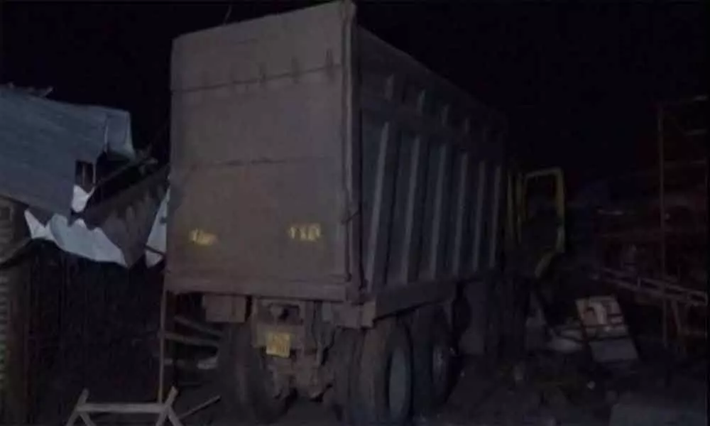 14 migrant labourers crushed under speeding truck in Gujarat