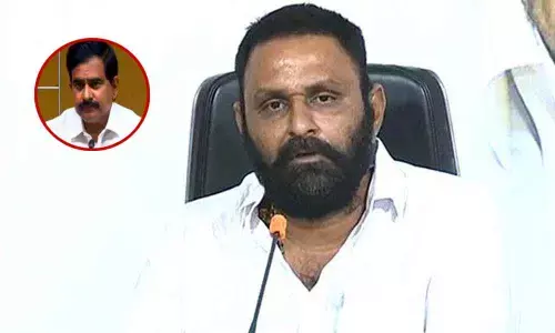Kodali Nani challenges Devineni Uma yet again for discussion over manifesto infront of media