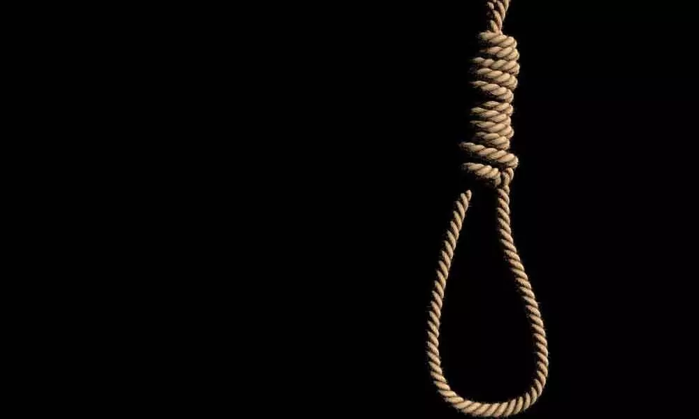 Nellore: Distressed over fathers plight in business, son commits suicide