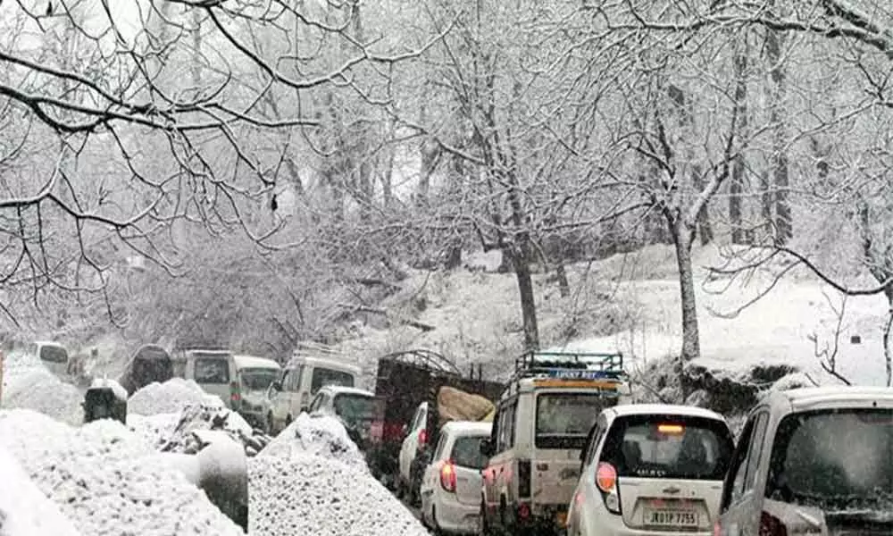 Minus 27.1 in Drass, Srinagar freezes at minus 7