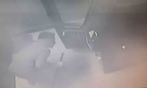 Burglars attempt to rob SBI ATM at Koilakuntla