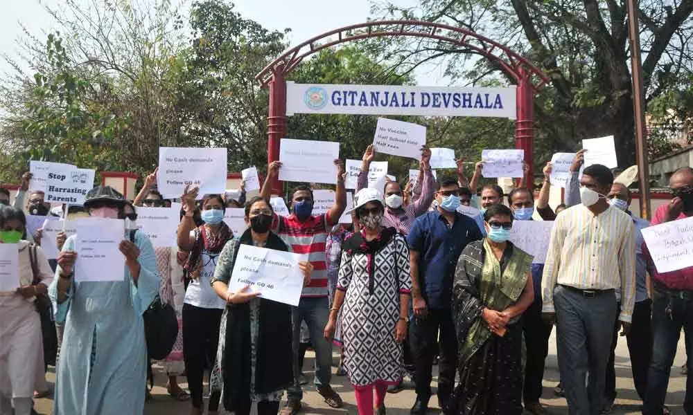 Parents stage protest at Gitanjali Devshala