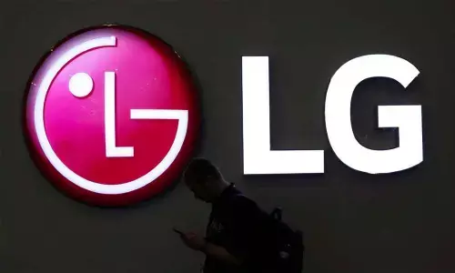 LG can boost its corporate value by restructuring mobile biz