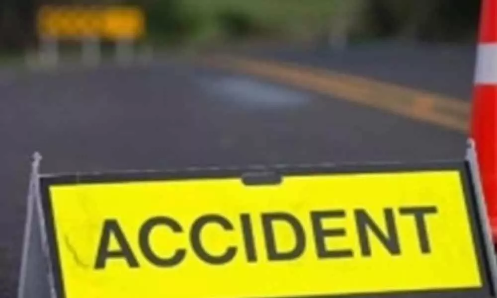 7 injured as bus collides with truck in UPs Chitrakoot: Police