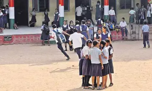 Telangana: Parents jittery as govt, schools pass buck