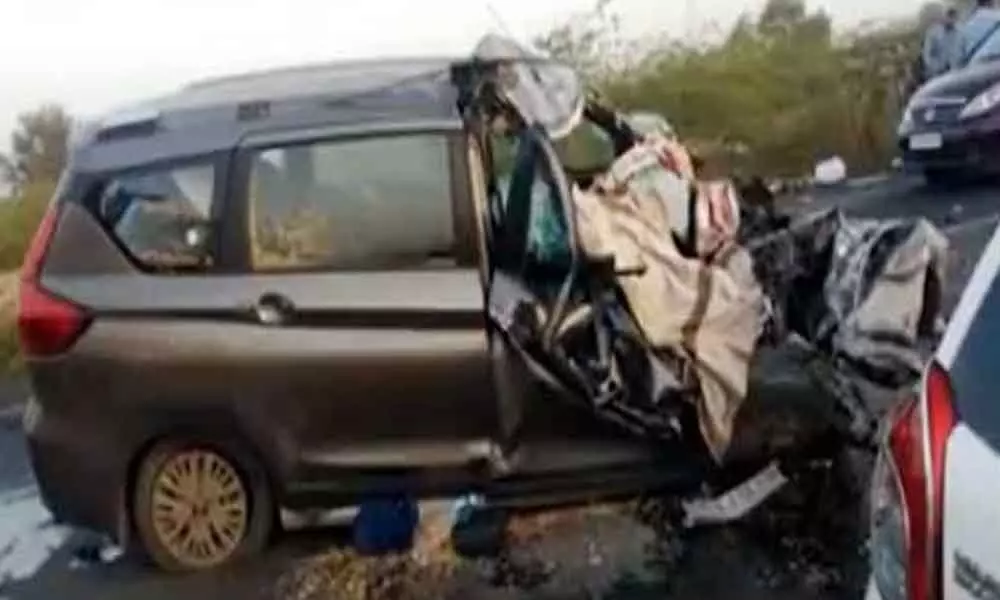 Two from Hyderabad killed in Surat road mishap
