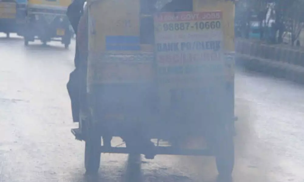 Mixed fuel of petrol, kerosene causes pollution in Hyderabad