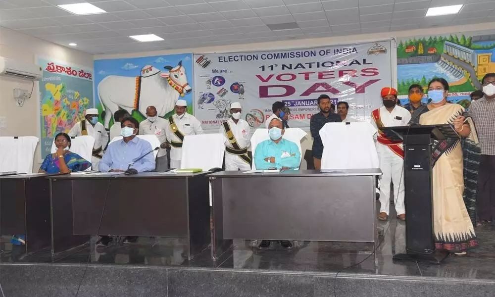 Prakasam District Judge PV Jyothirmai speaking at the National Voters’ Day celebrations in Ongole on Monday