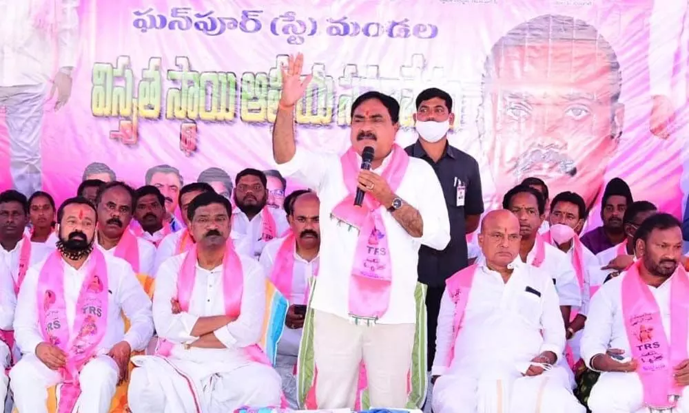 Minister for Panchayat Raj Errabelli Dayakar Rao speaking at the Atmeeya Sammelanam in Station Ghanpur on Monday