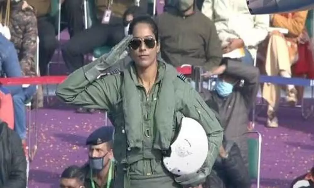 Indias one of the first three women fighter pilots, Flight Lieutenant Bhawana Kanth, became the first woman fighter pilot to be part of the Indian Air Force contingent at the Republic Day parade.