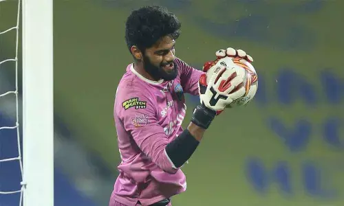 Kerala, Jamshedpur looking to break into top four