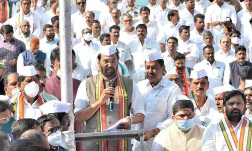 BJP trying to divide country  on communal lines: Uttam