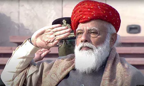 Amazing pagdi! Modi’s turban pics go viral!