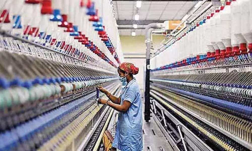 Textile industry requests sops from Central government