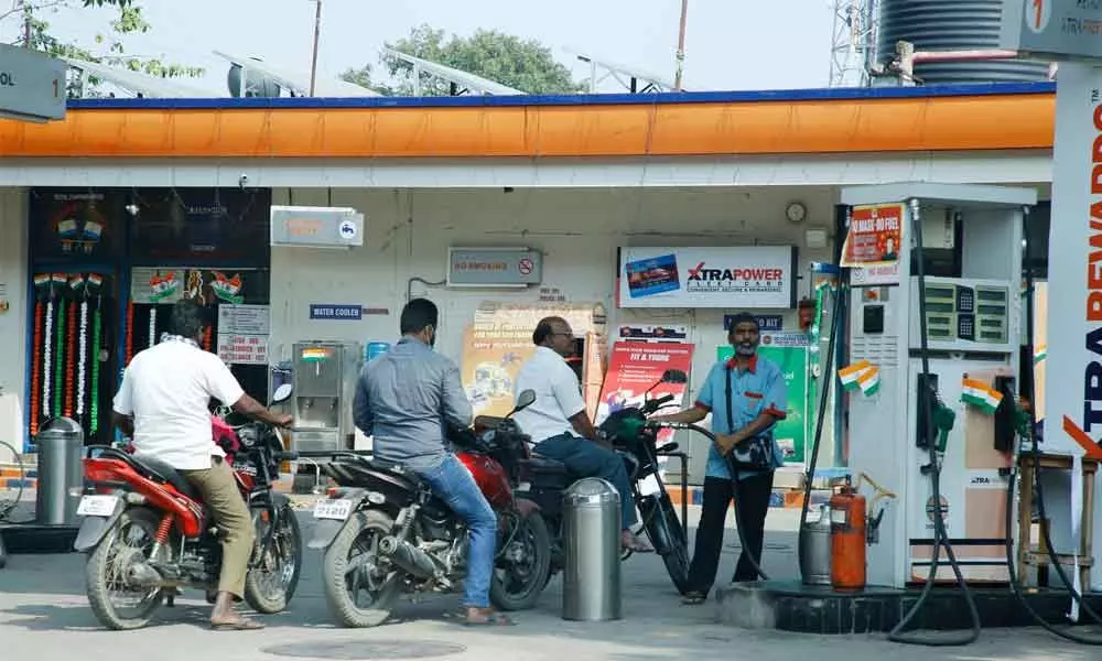 Consumers roiled by zooming fuel prices