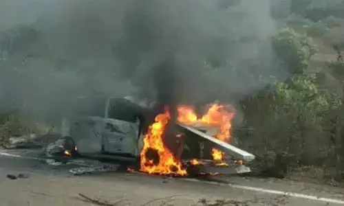 Two dead and three injured as car catches fire after hitting electricity pole in Jaggampeta
