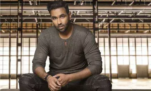Manchu Vishnu takes a big risk!