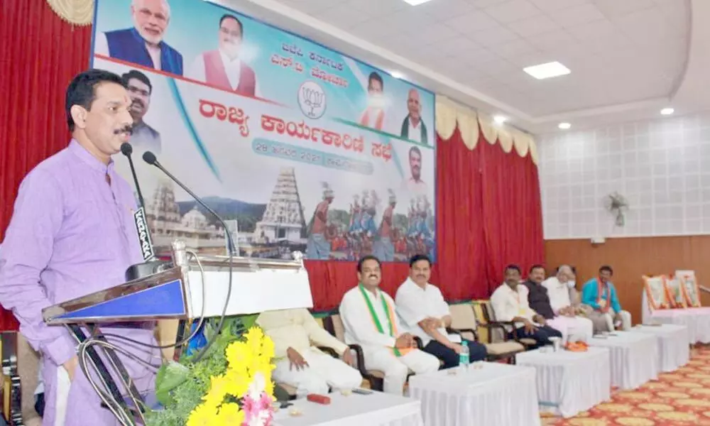 Siddaramaiah a nomad, Congress under Ambedkar curse, says Nalin Kumar Kateel