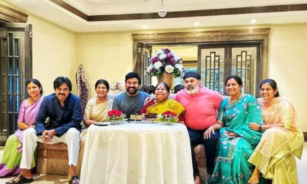Naga Babu Shares A Beautiful Family Pic On The Occasion Of His Mother Anjana Devi Birthday