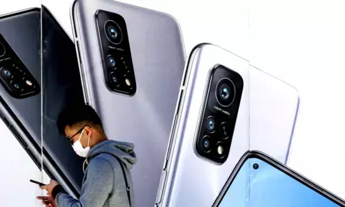 China smartphone sales see sharpest decline in 3 years in 2020
