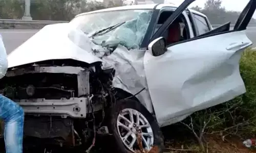 Hyderabad: 6 injured after car rams into median near Himayat Sagar